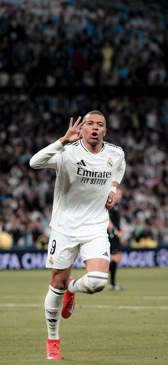 哈登在比赛中超越安东尼，进入NBA历史得分榜前十，成为首位2009届进入前十的球员，距30000分仍需1710分。