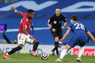 荷甲战报：奥斯汀破门，肖蒂尔建功，兹沃勒2-1海伦芬