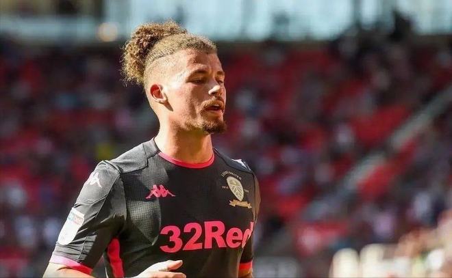 前广州队球员张志雄 白余涛加盟重庆铜梁龙