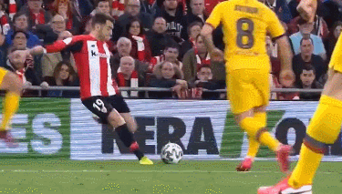 辽宁男篮王哲林连续得分超30