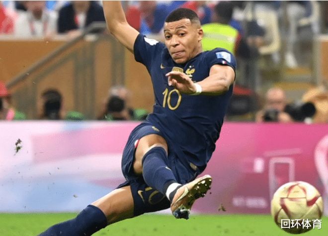 本赛季苏超最佳阵容：冠军泰州队1人入选，亚军南通队3人在列